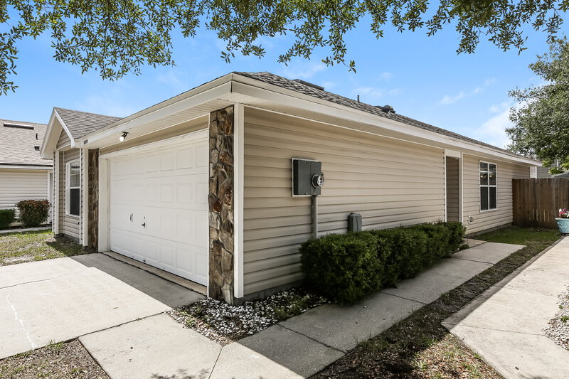 1,875/Mo, 96008 Coral Reef Rd Yulee, FL 32097 Front View