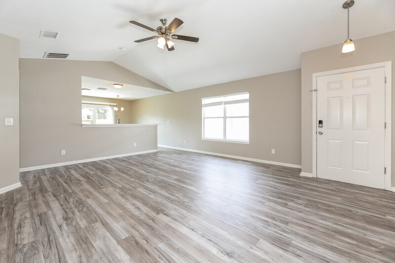 1,875/Mo, 96008 Coral Reef Rd Yulee, FL 32097 Living Room View 2
