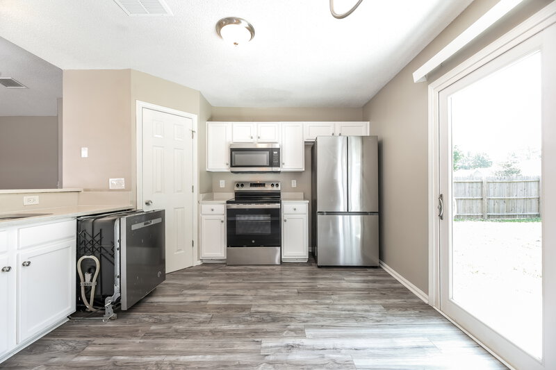 1,875/Mo, 96008 Coral Reef Rd Yulee, FL 32097 Kitchen View