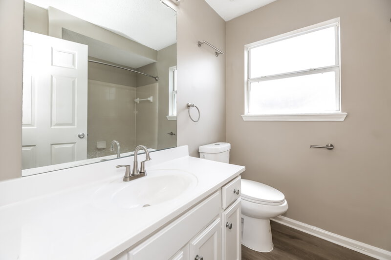 1,875/Mo, 96008 Coral Reef Rd Yulee, FL 32097 Bathroom View