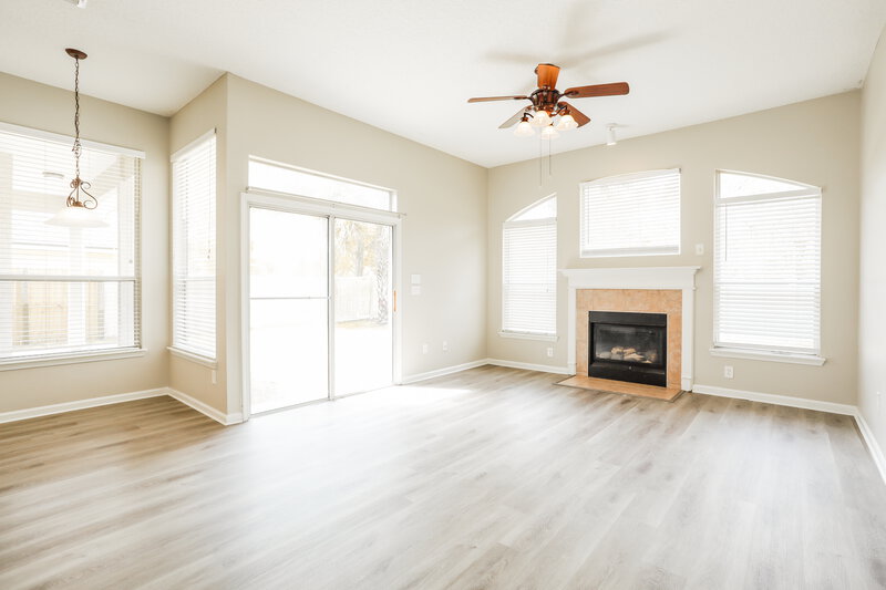 2,410/Mo, 14060 Red Rock Lake Dr Jacksonville, FL 32226 Family Room View