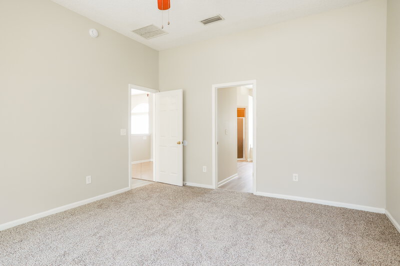 2,410/Mo, 14060 Red Rock Lake Dr Jacksonville, FL 32226 Main Bedroom View 2