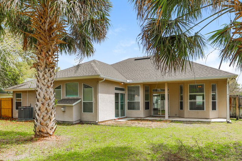 2,410/Mo, 14060 Red Rock Lake Dr Jacksonville, FL 32226 Rear View