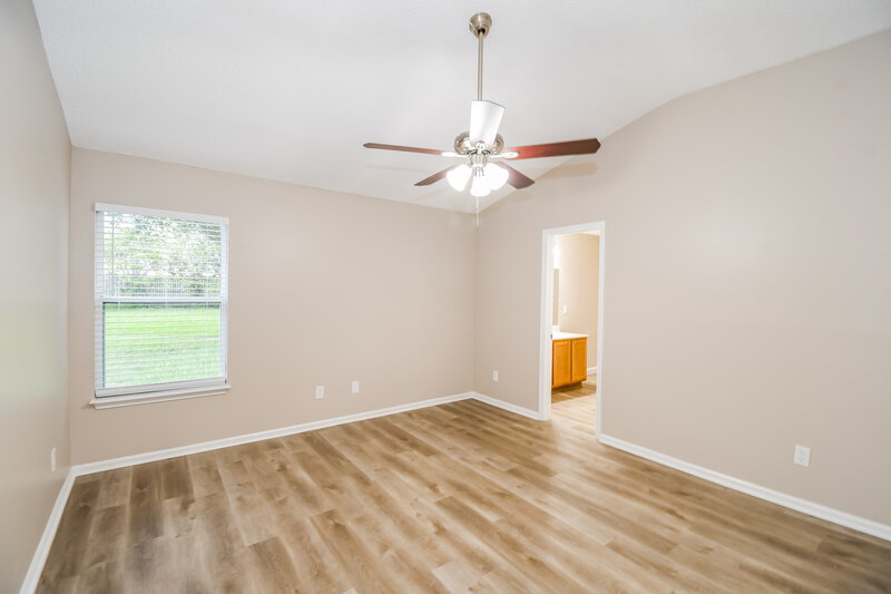 2,690/Mo, 1418 Runes Ct Middleburg, FL 32068 Main Bedroom View 2
