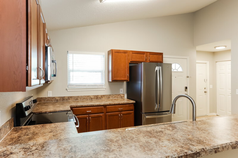 2,395/Mo, 961 N Saint Johns St Saint Augustine, FL 32084 Kitchen View 2
