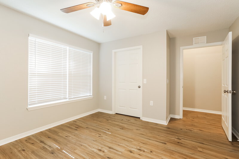2,395/Mo, 961 N Saint Johns St Saint Augustine, FL 32084 Main Bedroom View