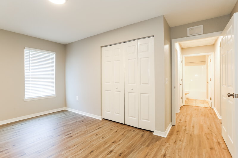2,395/Mo, 961 N Saint Johns St Saint Augustine, FL 32084 Bedroom View 2
