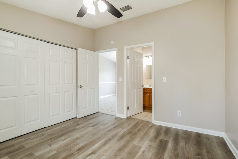 1,975/Mo, 10938 Buggy Whip Dr Jacksonville, FL 32257 Main Bedroom View 2