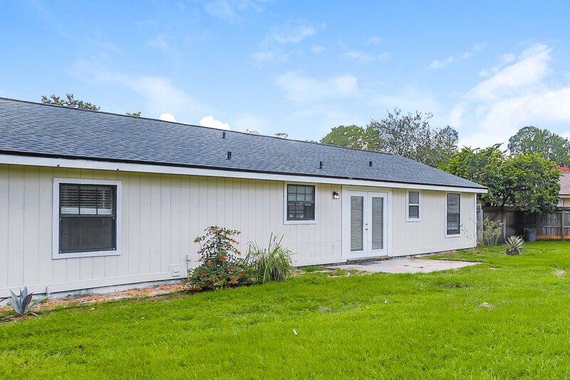 1,975/Mo, 10938 Buggy Whip Dr Jacksonville, FL 32257 Rear View 3
