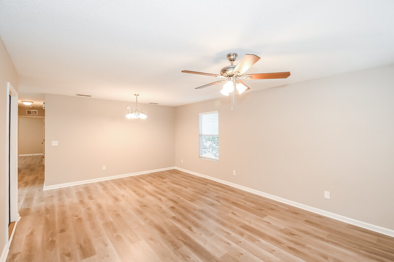 1,540/Mo, 1233 Homard Pl Jacksonville, FL 32225 Living Room View 2