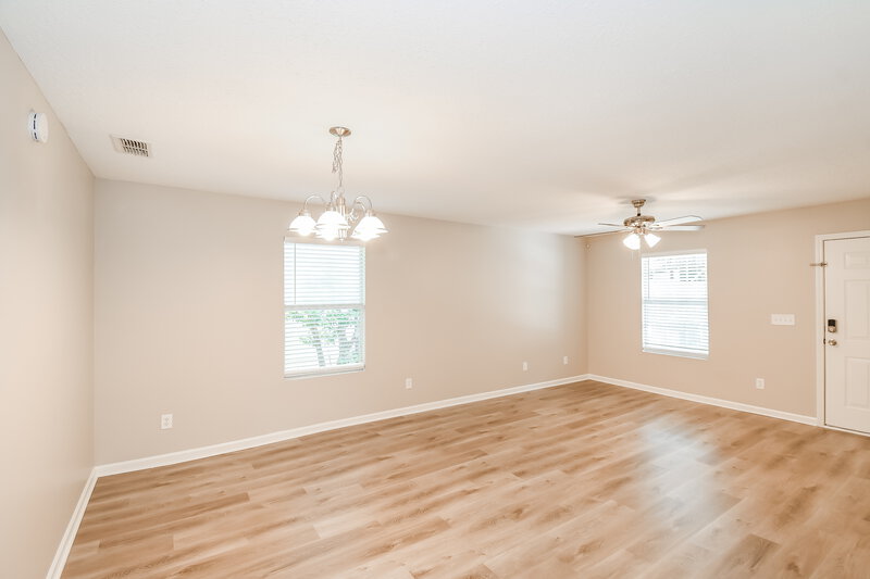 1,540/Mo, 1233 Homard Pl Jacksonville, FL 32225 Dining Room View 2