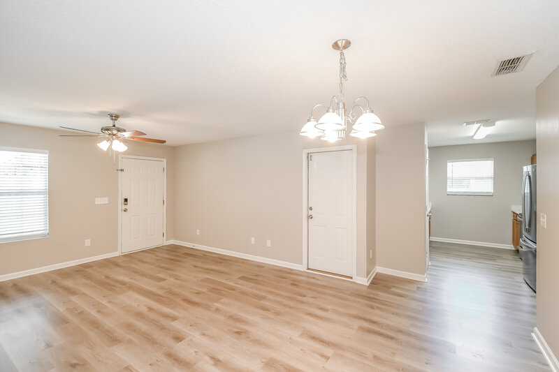 1,540/Mo, 1233 Homard Pl Jacksonville, FL 32225 Dining Room View 3