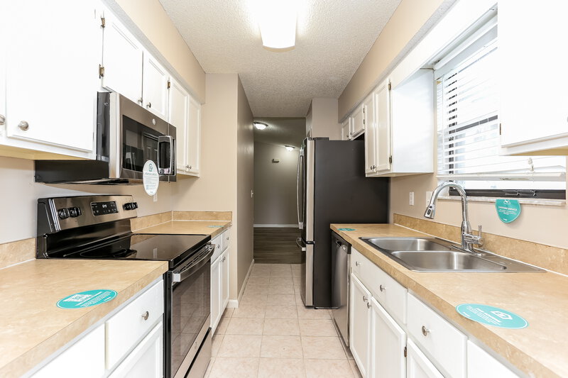 1,845/Mo, 799 Oliver Ellsworth St Orange Park, FL 32073 Kitchen View