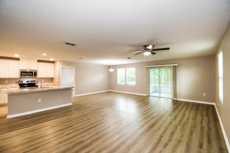 3,480/Mo, 3507 Twin Falls Dr Green Cove Springs, FL 32043 Living Room View
