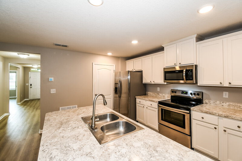 3,480/Mo, 3507 Twin Falls Dr Green Cove Springs, FL 32043 Kitchen View
