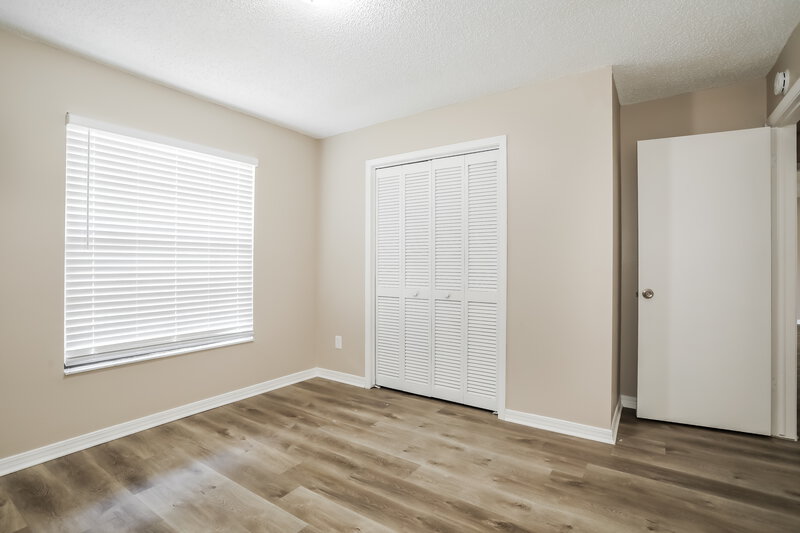 1,995/Mo, 553 Harrison Ave Orange Park, FL 32065 Bedroom View