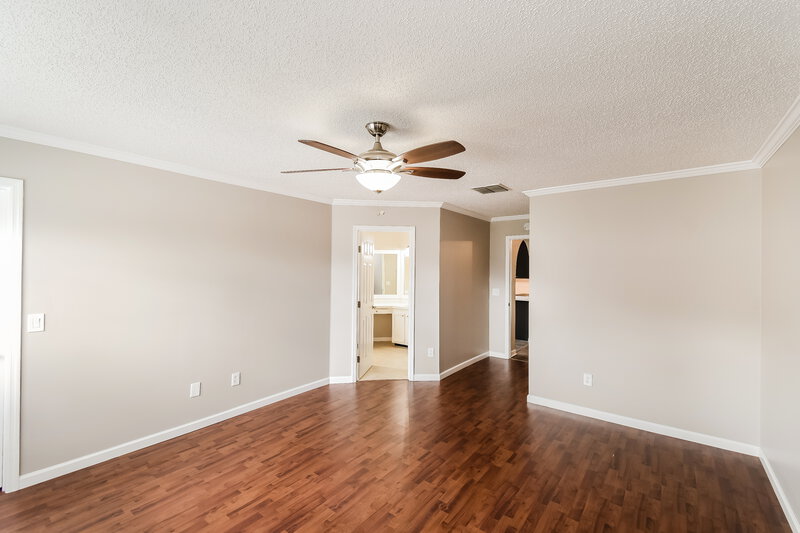 2,030/Mo, 7957 Macinnes Dr Jacksonville, FL 32244 Main Bedroom View 2