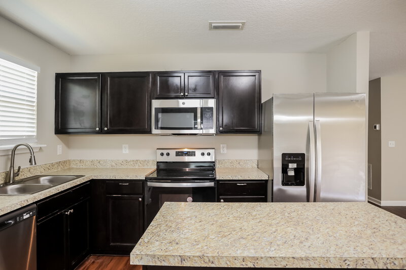1,885/Mo, 77841 Lumber Creek Blvd Yulee, FL 32097 Kitchen View 2