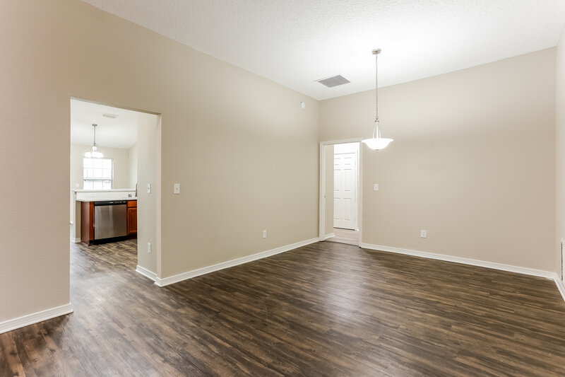 1,730/Mo, 7524 Westland Oaks Dr Jacksonville, FL 32244 Dining Room View