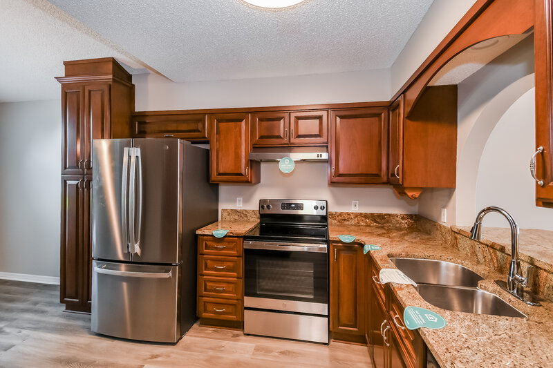 2,055/Mo, 11139 Caroline Crest Dr Jacksonville, FL 32225 Kitchen View 2