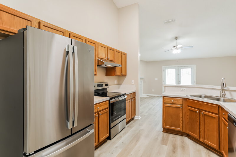 2,090/Mo, 909 Mackinaw Trl St Augustine, FL 32092 Kitchen View