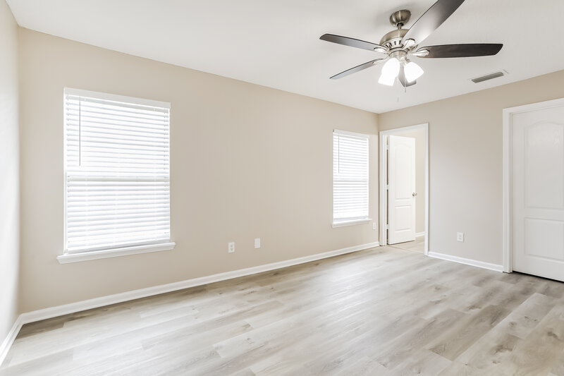 2,090/Mo, 909 Mackinaw Trl St Augustine, FL 32092 Main Bedroom View