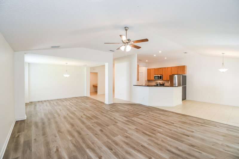 2,270/Mo, 574 Misty Morning Ct Jacksonville, FL 32218 Living Room View 2