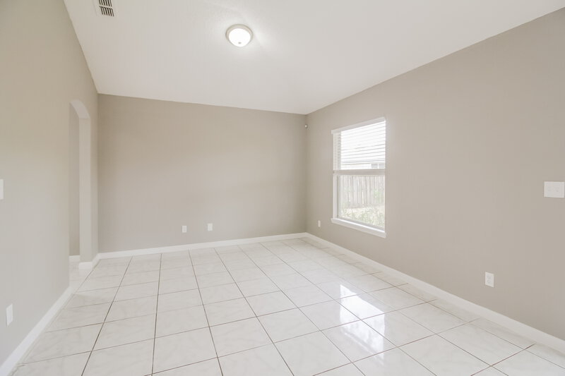 1,950/Mo, 1257 Ardmore St Saint Augustine, FL 32092 Dining Room View