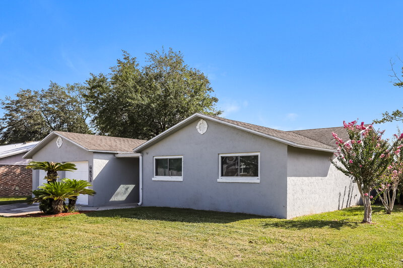 2,020/Mo, 9831 Timberlake Dr E Jacksonville, FL 32257 Front View