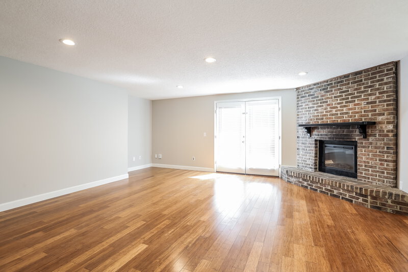 2,020/Mo, 9831 Timberlake Dr E Jacksonville, FL 32257 Living Room View 2