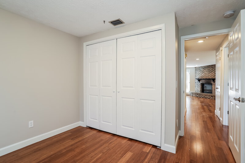 2,020/Mo, 9831 Timberlake Dr E Jacksonville, FL 32257 Bedroom View