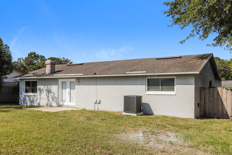 2,020/Mo, 9831 Timberlake Dr E Jacksonville, FL 32257 Rear View