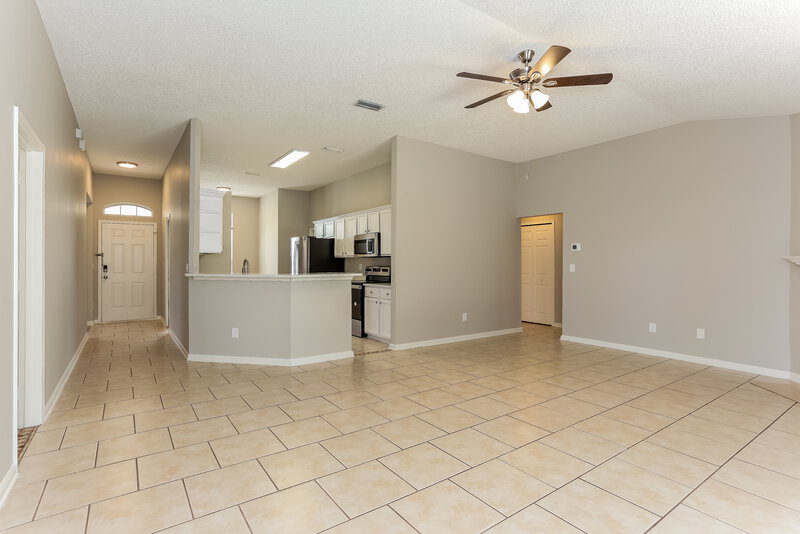 1,755/Mo, 3726 Woodbriar Dr Orange Park, FL 32073 Living Room View