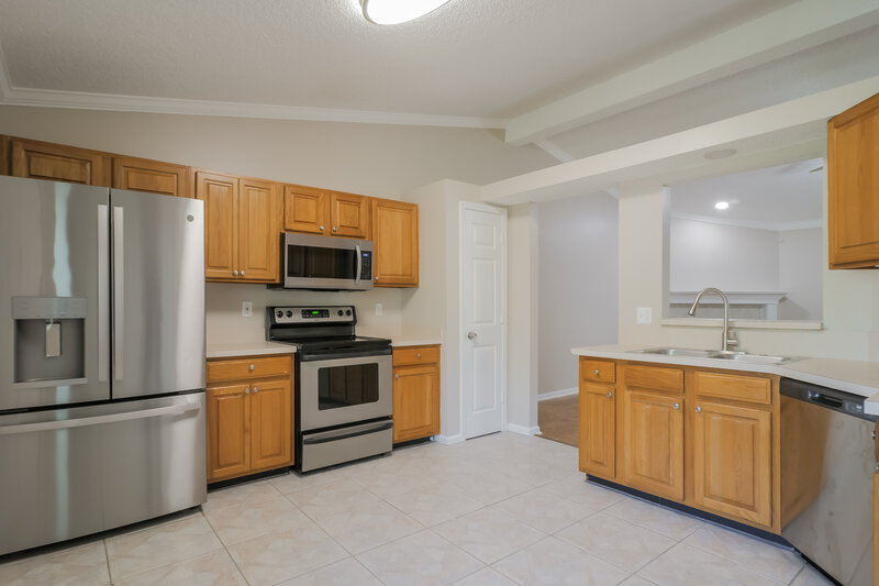 1,915/Mo, 1647 Dockside Dr Fleming Island, FL 32003 Kitchen View 2