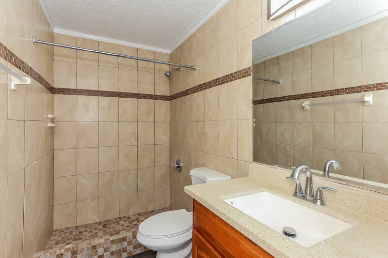 1,795/Mo, 3030 Caroline Crest Dr E Jacksonville, FL 32225 Bathroom View