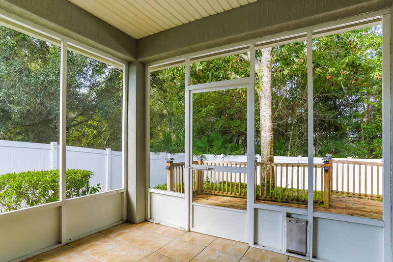 2,040/Mo, 292 Sunshine Dr Saint Augustine, FL 32086 Sun Room View