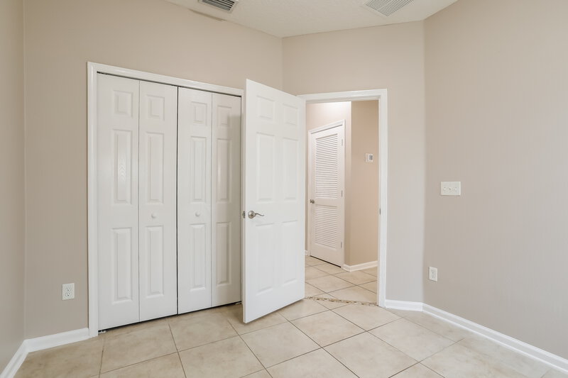 2,040/Mo, 292 Sunshine Dr Saint Augustine, FL 32086 Bedroom View