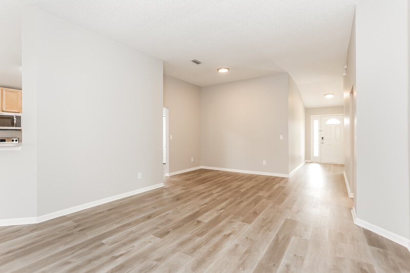 1,965/Mo, 1725 Saw Lake Dr Middleburg, FL 32068 Family Room View