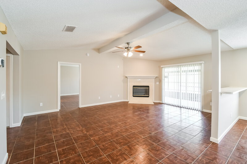 1,925/Mo, 2991 Quapaw Trl Middleburg, FL 32068 Living Room View 2
