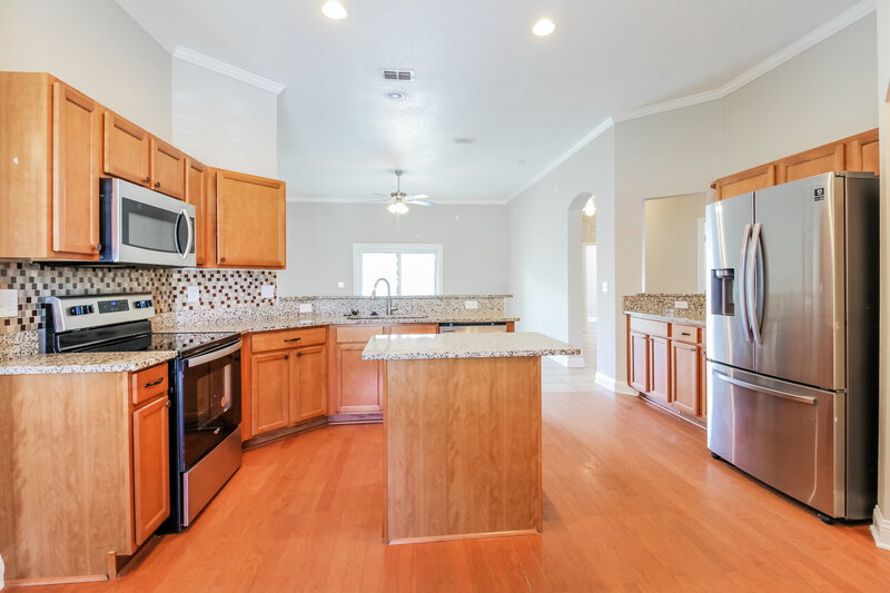 2,445/Mo, 86010 Maple Leaf Pl Yulee, FL 32097 Kitchen View