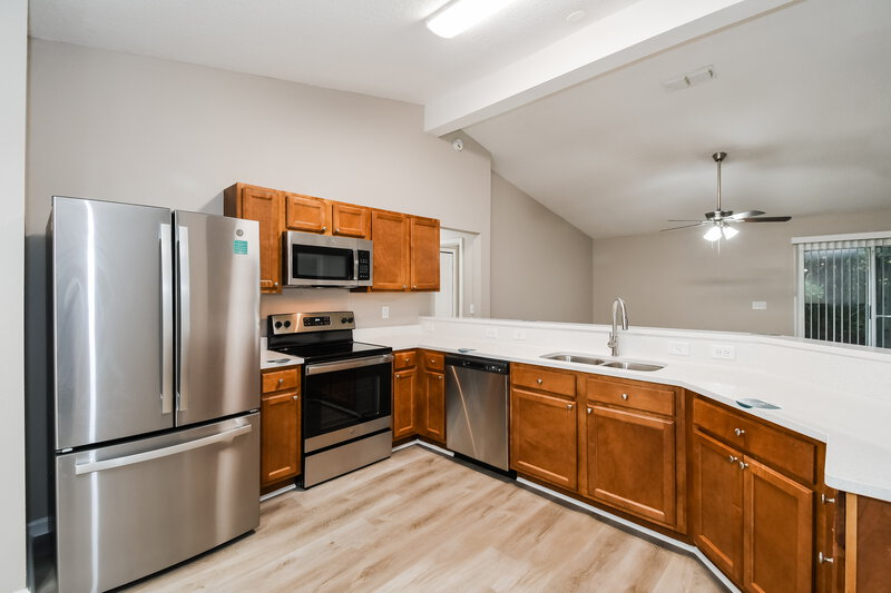 1,785/Mo, 10303 Normanwood Ct Jacksonville, FL 32221 Kitchen View 2