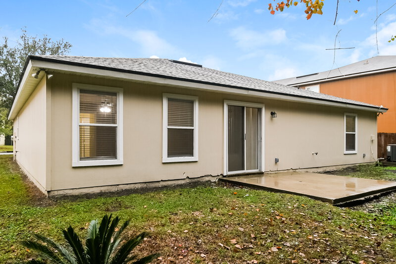 1,785/Mo, 10303 Normanwood Ct Jacksonville, FL 32221 Rear View