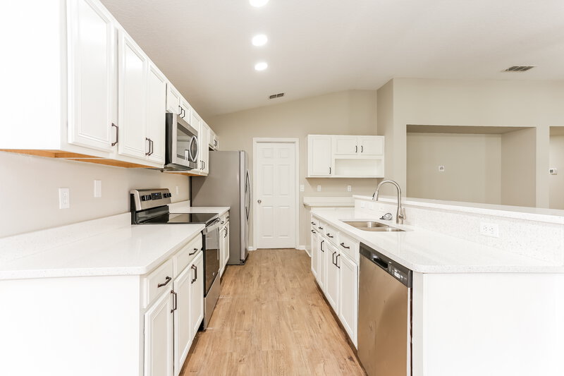 2,355/Mo, 76199 Tideview Ln Yulee, FL 32097 Kitchen View