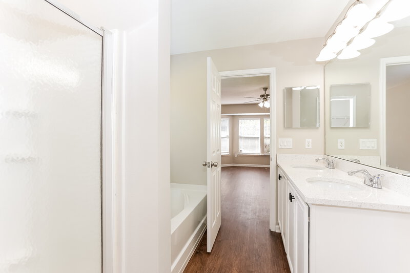 2,355/Mo, 76199 Tideview Ln Yulee, FL 32097 Main Bathroom View
