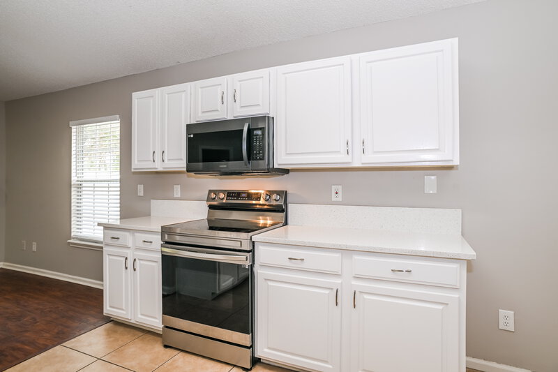 3,020/Mo, 8237 Abbeyfield Dr Jacksonville, FL 32277 Kitchen View