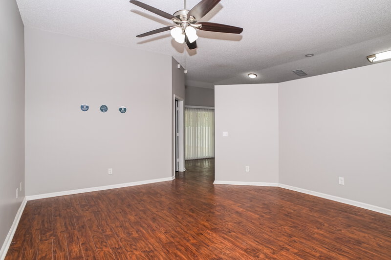 3,020/Mo, 8237 Abbeyfield Dr Jacksonville, FL 32277 Family Room View