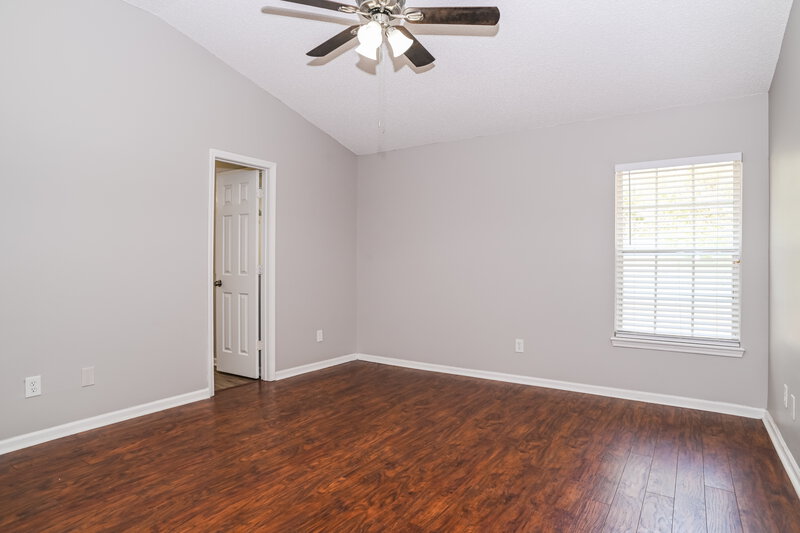 3,020/Mo, 8237 Abbeyfield Dr Jacksonville, FL 32277 Main Bedroom View