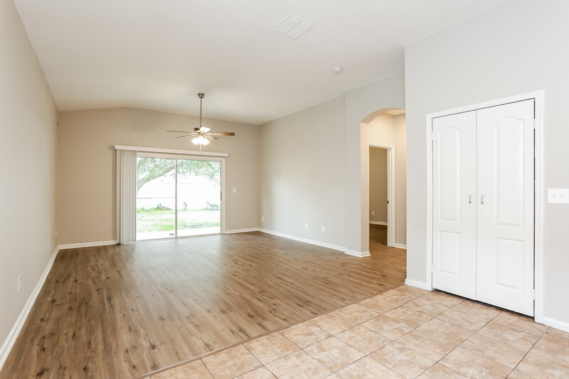 1,935/Mo, 867 Timberjack Ct Orange Park, FL 32065 Breakfast Nook View
