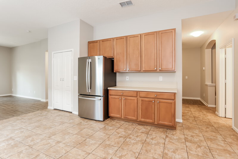 1,935/Mo, 867 Timberjack Ct Orange Park, FL 32065 Kitchen View 2