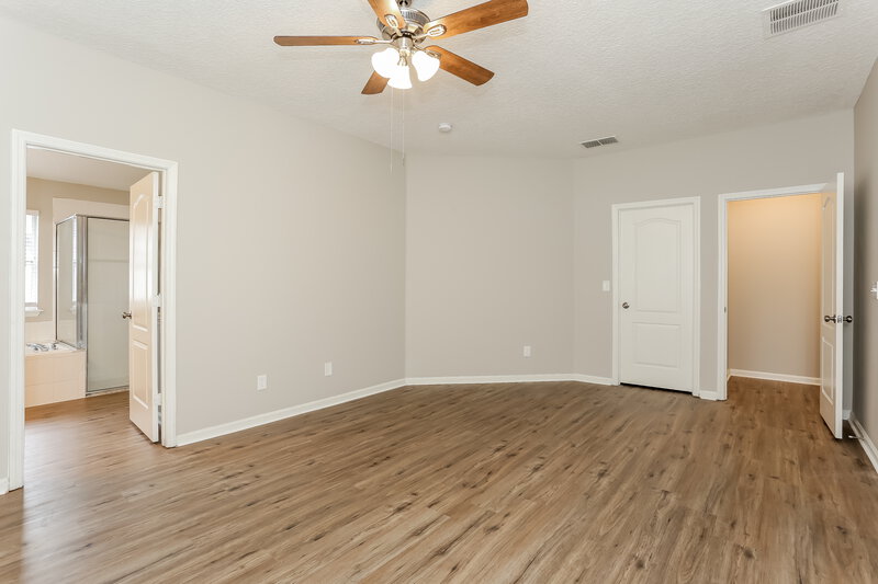 1,935/Mo, 867 Timberjack Ct Orange Park, FL 32065 Main Bedroom View 2